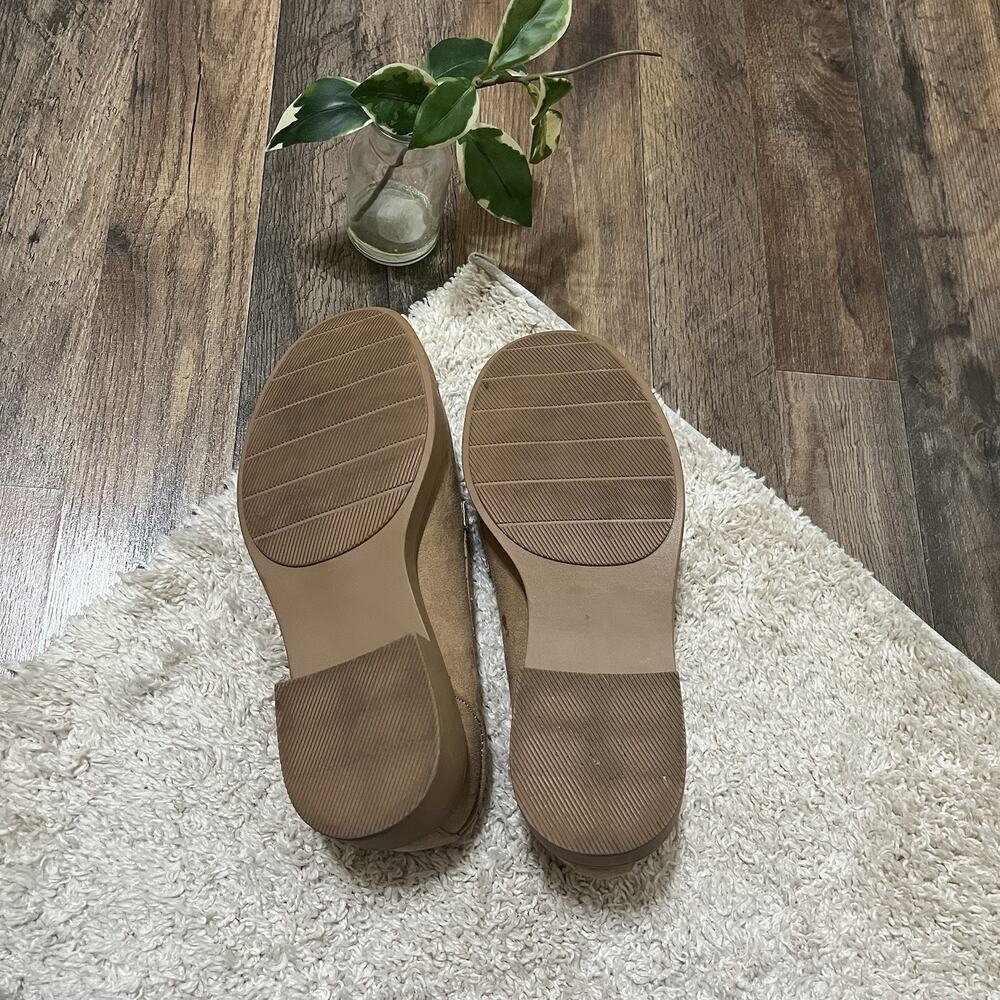 Torrid 9 WW Beige Faux Suede Horsebit Chunky Heel Slip-On Loafers - Picture 10 of 10